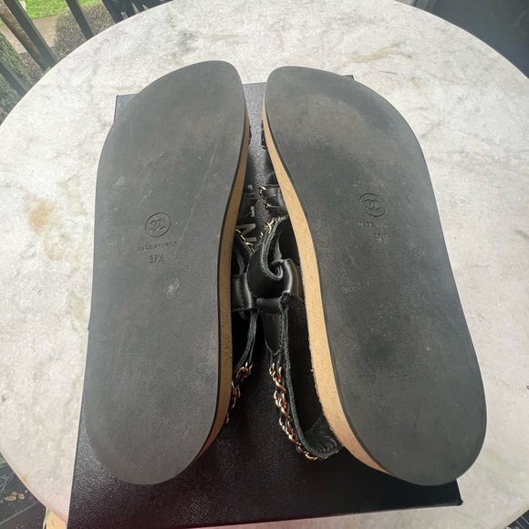 Chanel chain sandals - Picture 2 of 3